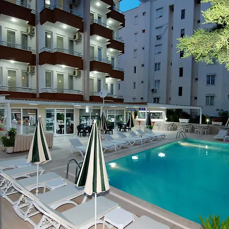 Hotel Lara Diamond Antalya