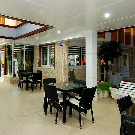 Hotel Lara Diamond 3*